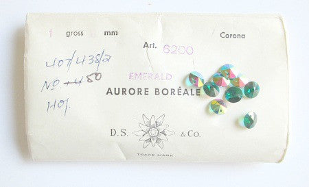 Emerald Swarovski 8mm crystal ( pack of 1 gross 144 pcs) - Accessories Of Old