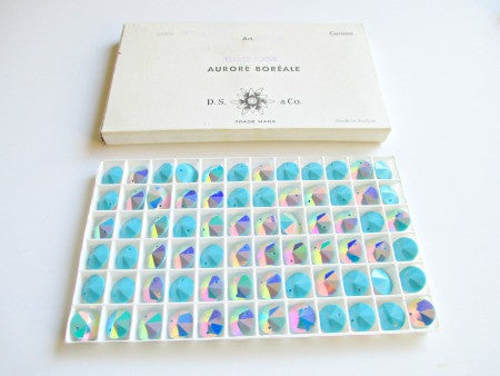 Vintage 10mm Swarovski crystal Turquoise Art 6200 - Accessories Of Old