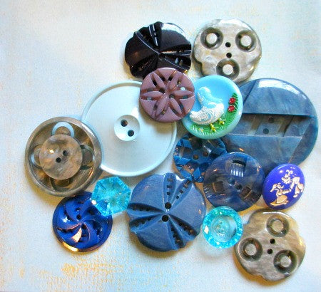 Vintage assorted button bag - blues - Accessories Of Old